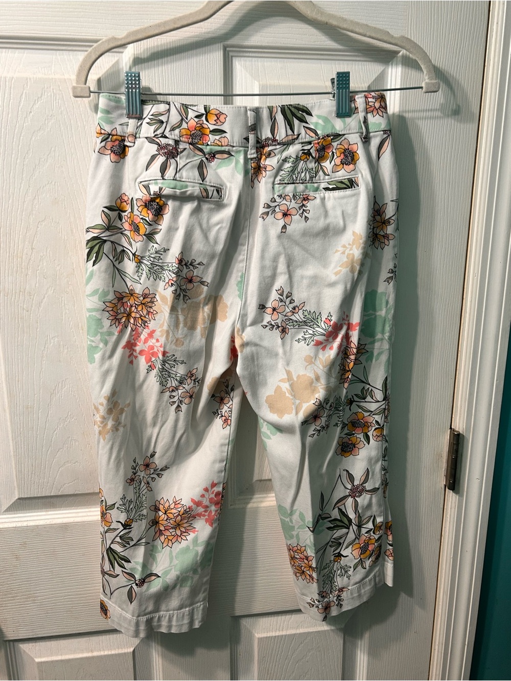 St. John's Bay White Floral Print Chinos - Picture 4 of 6